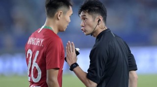 ,意大利国家德比裁判判罚引风波,VAR介入改变战局走向  